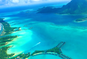 mergulho em águas cristalinas